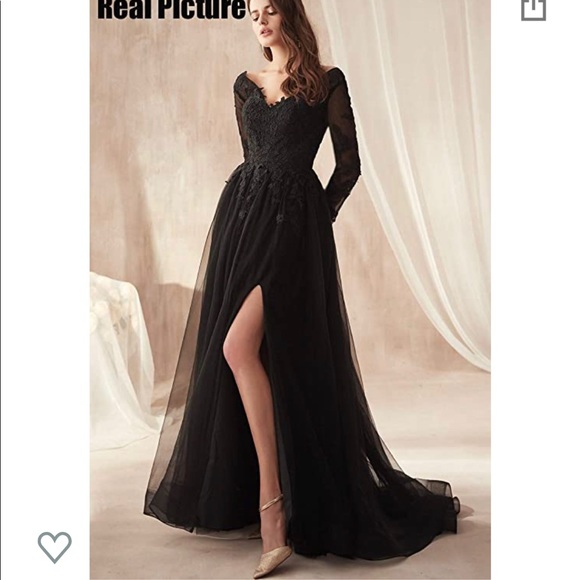 Black lace formal gown - Picture 3 of 8